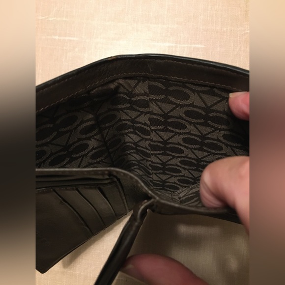 CARVEN Leather BROWN Wallet with button - Picture 8 of 8